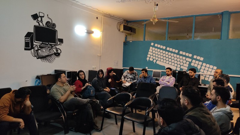 1404-08-13-sari-developer-meeting-3.jpg